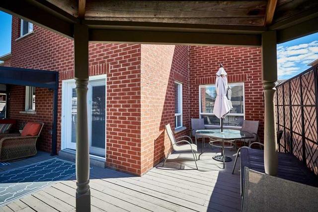 12 Agar St, House detached with 5 bedrooms, 4 bathrooms and 4 parking in Whitby ON | Image 38