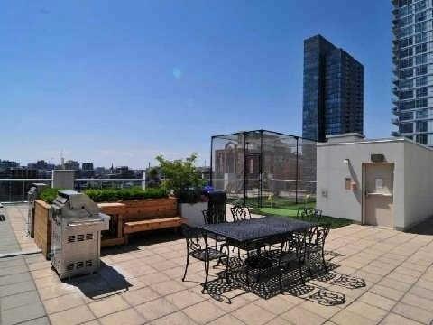 lph 12 - 36 Blue Jays Way, Condo with 2 bedrooms, 3 bathrooms and 1 parking in Toronto ON | Image 18