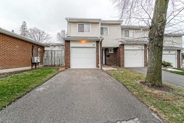 22 Sandringham Crt, Townhouse with 4 bedrooms, 3 bathrooms and 2 parking in Brampton ON | Image 1