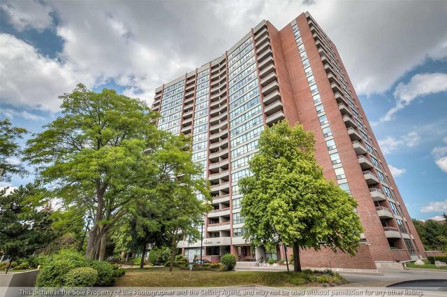 1001 - 2365 Kennedy Rd, Condo with 2 bedrooms, 2 bathrooms and 1 parking in Toronto ON | Image 1