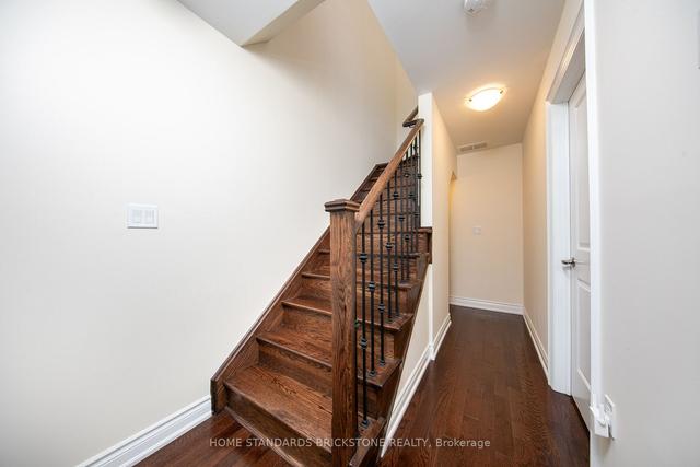 7 - 10 Hargrave Lane, Townhouse with 3 bedrooms, 3 bathrooms and 1 parking in Toronto ON | Image 17