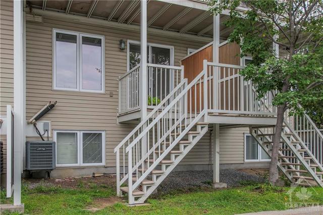 a - 722 Chapman Mills Drive, House attached with 2 bedrooms, 3 bathrooms and 1 parking in Ottawa ON | Image 23