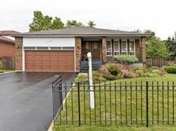 Upper - 203 Chartland Blvd, House detached with 3 bedrooms, 2 bathrooms and 1 parking in Toronto ON | Image 1