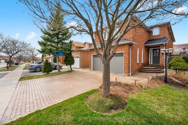 4631 Crosswinds Dr, House detached with 4 bedrooms, 4 bathrooms and 4 parking in Mississauga ON | Image 1