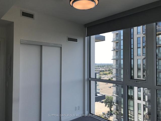 1412 - 17 Zorra St, Condo with 1 bedrooms, 1 bathrooms and 1 parking in Toronto ON | Image 9