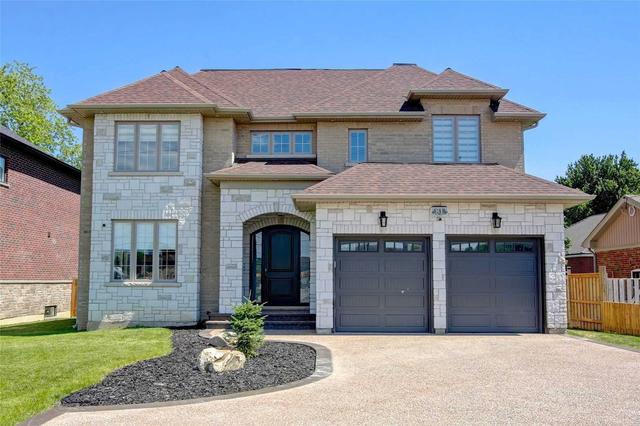 81 Thomas St, House detached with 4 bedrooms, 5 bathrooms and 5 parking in Mississauga ON | Image 1