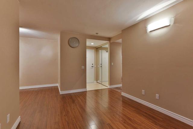 2018 - 7 Bishop Ave, Condo with 2 bedrooms, 2 bathrooms and 1 parking in Toronto ON | Image 2