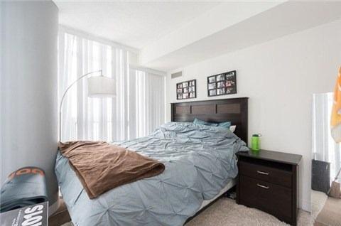 1509 - 8 Telegram Mews, Condo with 2 bedrooms, 2 bathrooms and 1 parking in Toronto ON | Image 11