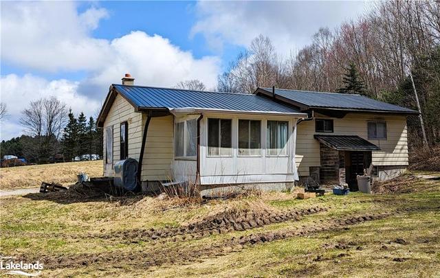 1347 Deebank Road, House detached with 3 bedrooms, 1 bathrooms and 20 parking in Muskoka Lakes ON | Image 18