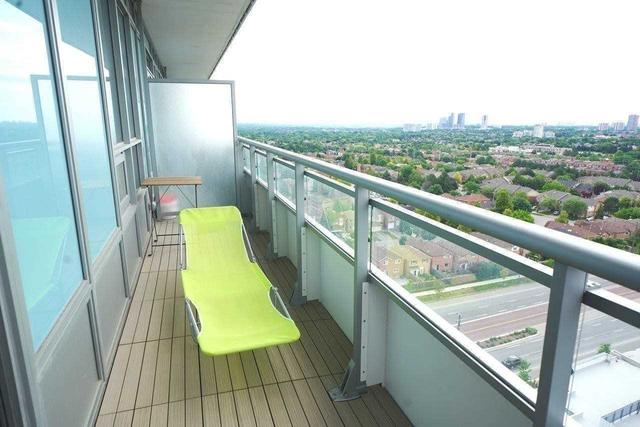 1607 - 7890 Bathurst St, Condo with 2 bedrooms, 2 bathrooms and 1 parking in Vaughan ON | Image 12