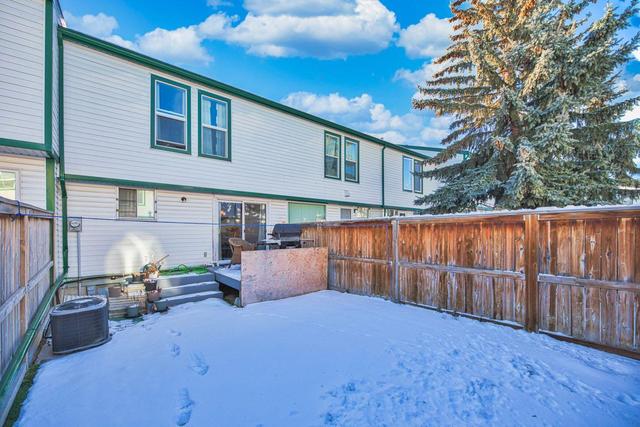 130 Pennsylvania Road Se, Home with 4 bedrooms, 1 bathrooms and 1 parking in Calgary AB | Image 37