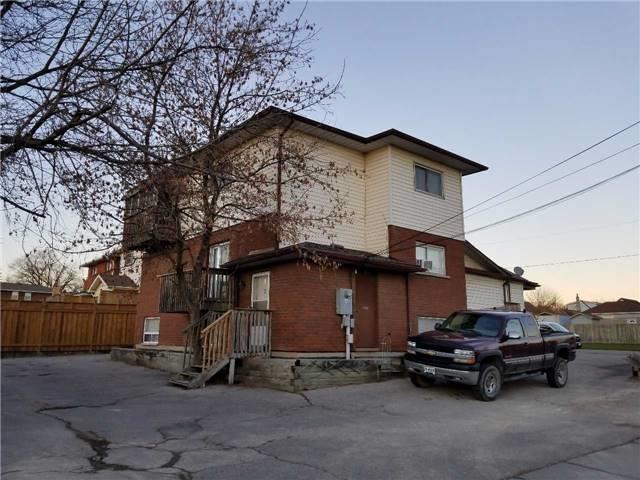 130 Westmount St, House detached with 8 bedrooms, 5 bathrooms and 12 parking in Oshawa ON | Image 1