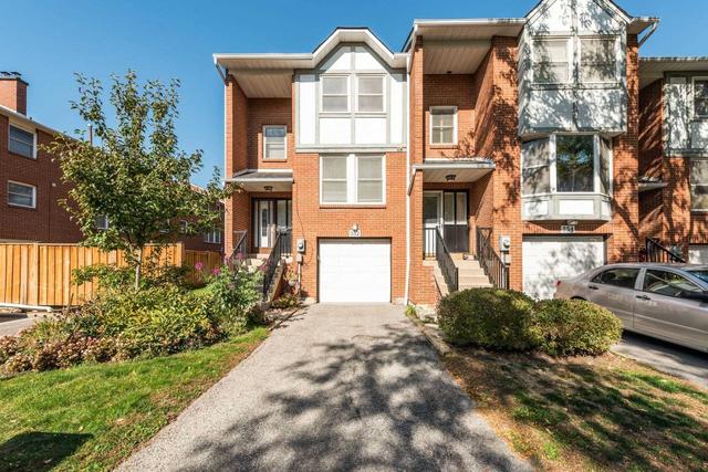 352 Simonston Blvd, Townhouse with 3 bedrooms, 3 bathrooms and 2 parking in Markham ON | Image 1