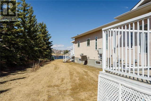 3332 Buckingham Drive E, House semidetached with 3 bedrooms, 3 bathrooms and null parking in Regina SK | Image 33
