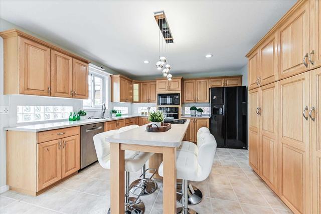 314 Old Chicopee Tr, House detached with 4 bedrooms, 4 bathrooms and 5 parking in Kitchener ON | Image 40