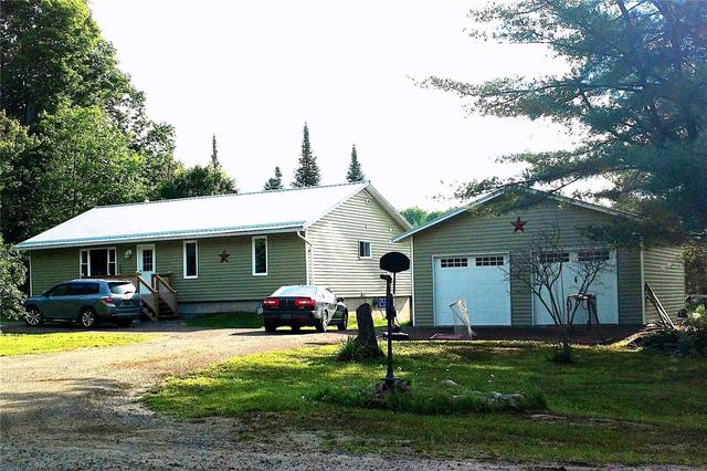 1253 Waters Rd, House detached with 3 bedrooms, 3 bathrooms and 15 parking in Bracebridge ON | Image 1