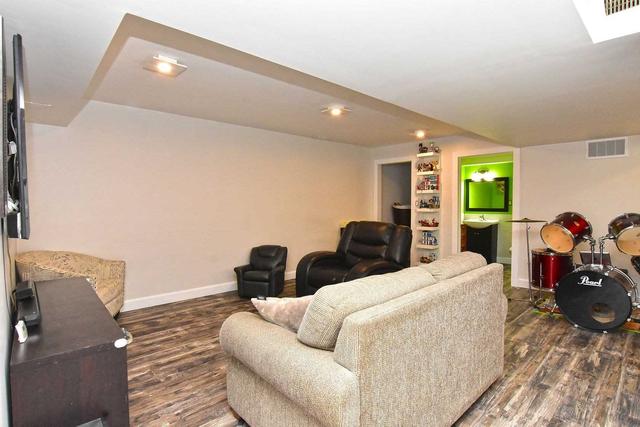 68 Colbourne Cres, House detached with 3 bedrooms, 4 bathrooms and 3 parking in Orangeville ON | Image 20