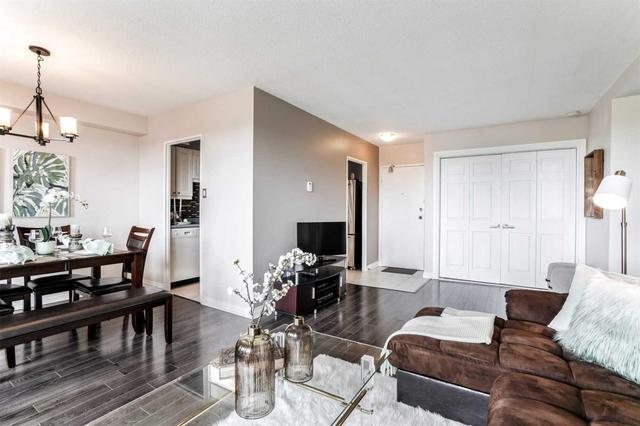 1103 - 2929 Aquitaine Ave, Condo with 2 bedrooms, 1 bathrooms and 2 parking in Mississauga ON | Image 9