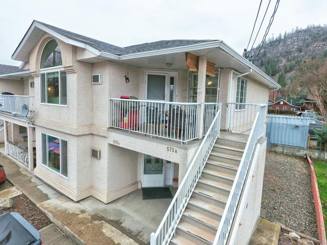b - 575 73rd Avenue, Condo with 2 bedrooms, 1 bathrooms and null parking in Grand Forks BC | Image 1