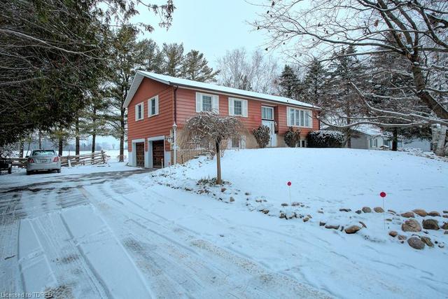 56 North Street E, House detached with 3 bedrooms, 1 bathrooms and 8 parking in Tillsonburg ON | Image 2