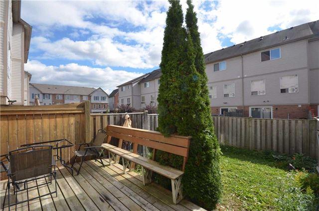 47 Mcgonigal Lane, Townhouse with 3 bedrooms, 2 bathrooms and 1 parking in Ajax ON | Image 12