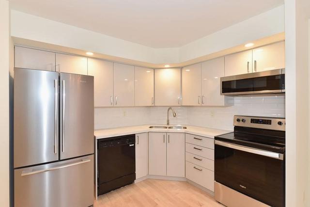 626 - 250 Wellington St W, Condo with 1 bedrooms, 1 bathrooms and 0 parking in Toronto ON | Image 1