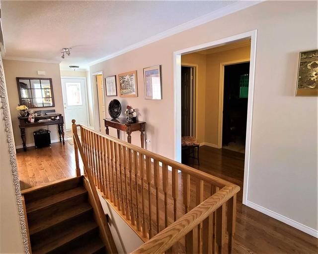 16 Hubbert Cres, House detached with 3 bedrooms, 3 bathrooms and 5 parking in Barrie ON | Image 24