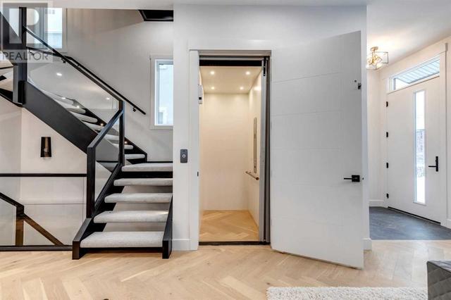 Private elevator access to all floors | Image 5