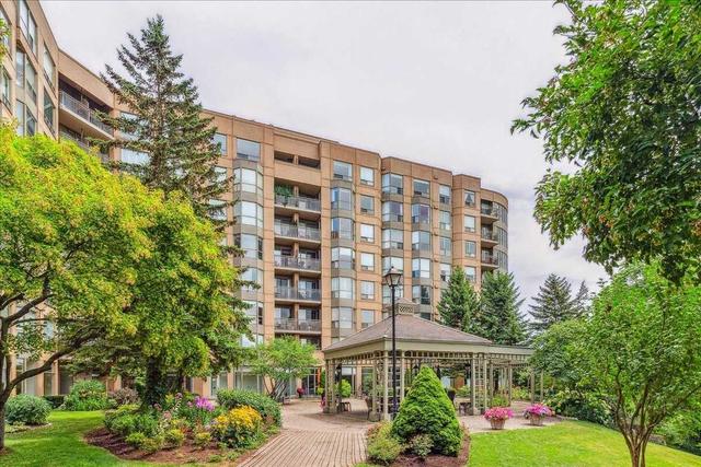 519 - 2511 Lakeshore Rd, Condo with 2 bedrooms, 2 bathrooms and 2 parking in Oakville ON | Image 14