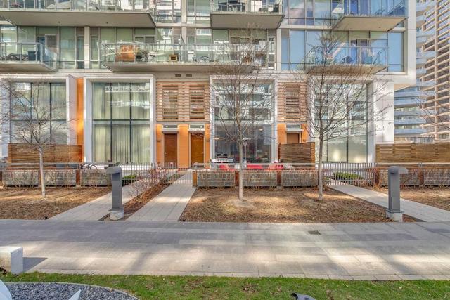 Th126 - 29 Queens Quay, Townhouse with 3 bedrooms, 3 bathrooms and 2 parking in Toronto ON | Image 1