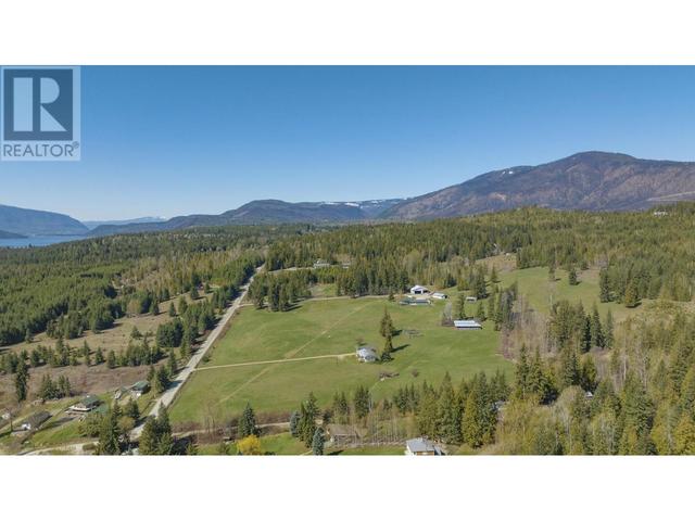 6197 Line 17 Road, House detached with 3 bedrooms, 2 bathrooms and 20 parking in Columbia Shuswap F BC | Image 48