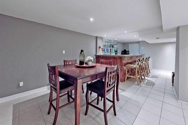 3726 Densbury Dr, House detached with 4 bedrooms, 4 bathrooms and 6 parking in Mississauga ON | Image 24
