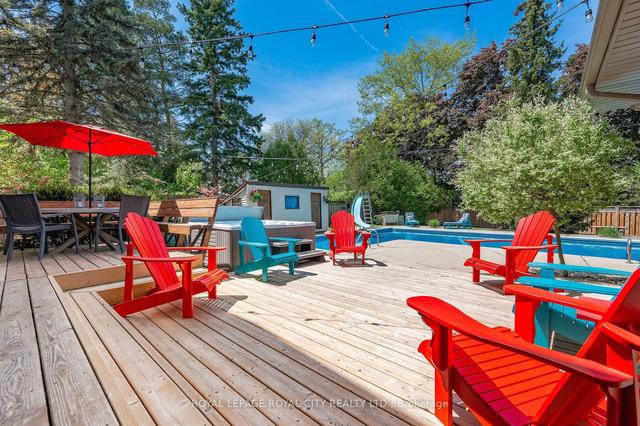 9 Heather Ave, House detached with 5 bedrooms, 5 bathrooms and 12 parking in Guelph ON | Image 18