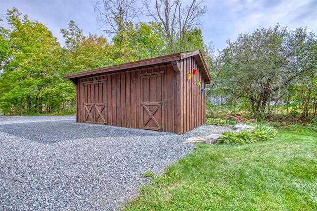3886 Holmes Road, House detached with 2 bedrooms, 1 bathrooms and 12 parking in South Frontenac ON | Image 41