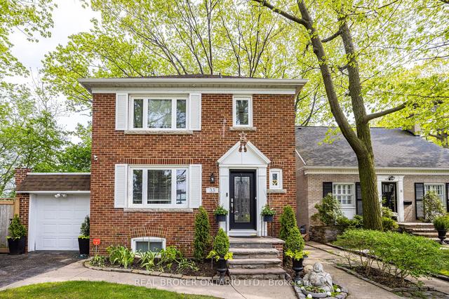 33 Crescentwood Rd, House detached with 3 bedrooms, 2 bathrooms and 4 parking in Toronto ON | Image 1