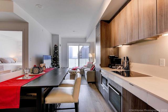 1213 - 101 Erskine Ave, Condo with 1 bedrooms, 1 bathrooms and 1 parking in Toronto ON | Image 23