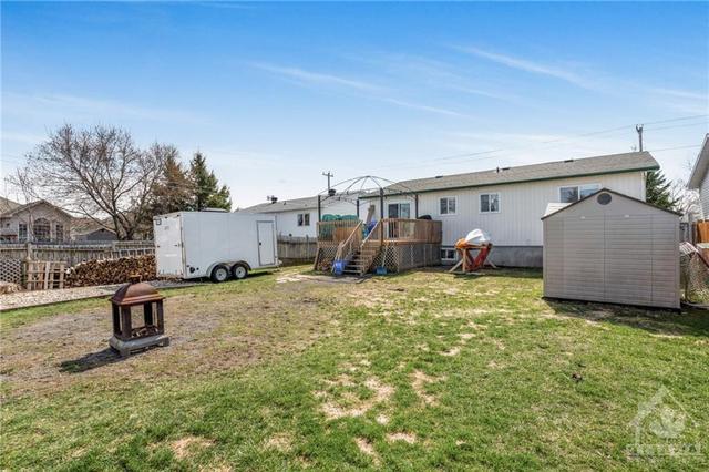 68 Lafleche Boulevard, House detached with 4 bedrooms, 2 bathrooms and 4 parking in Casselman ON | Image 29