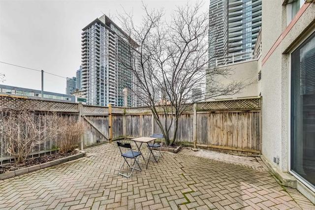 th5 - 11 Broadway Ave, Condo with 2 bedrooms, 2 bathrooms and 1 parking in Toronto ON | Image 17
