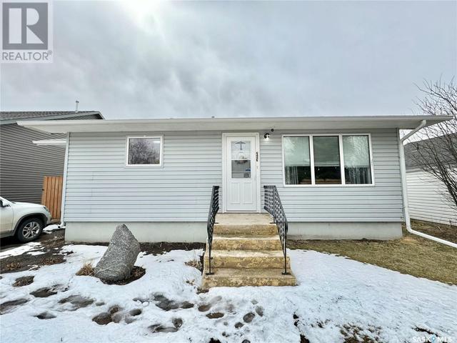 213 2nd Avenue E, House detached with 2 bedrooms, 1 bathrooms and null parking in Shellbrook SK | Image 1