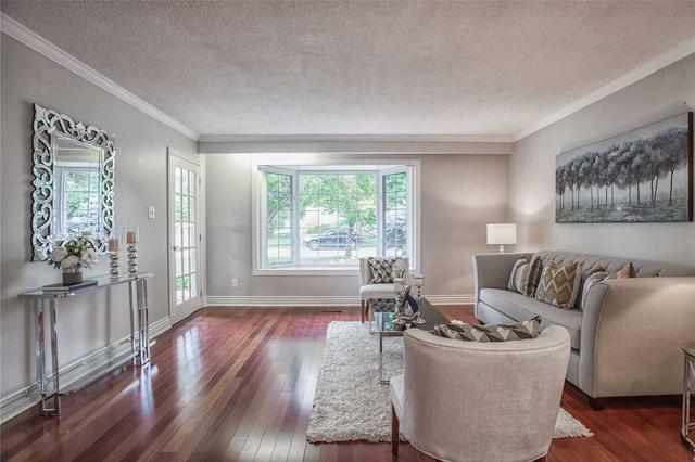 2 Sir Ector Crt, House detached with 3 bedrooms, 2 bathrooms and 4 parking in Markham ON | Image 25