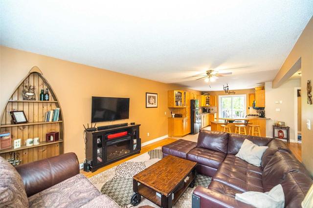 165 Springhome Rd, House detached with 2 bedrooms, 2 bathrooms and 11 parking in Oro Medonte ON | Image 38