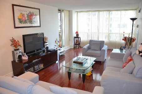 605 - 5765 Yonge St, Condo with 2 bedrooms, 2 bathrooms and 1 parking in Toronto ON | Image 2