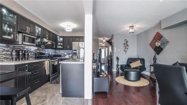 9 Rivitt Pl, House attached with 3 bedrooms, 3 bathrooms and 3 parking in Toronto ON | Image 10
