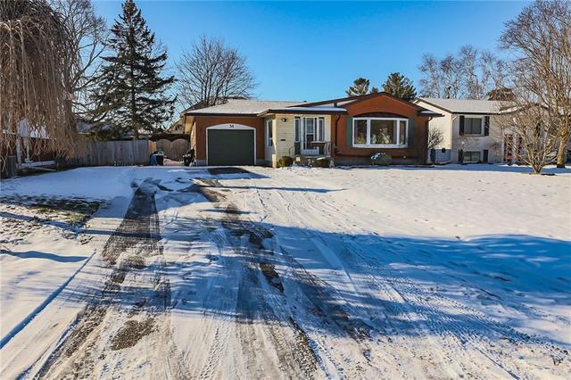 54 Cowan Avenue, House detached with 5 bedrooms, 1 bathrooms and 4 parking in Haldimand County ON | Image 2