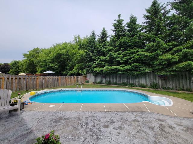 1864 Malden Cres, House detached with 4 bedrooms, 3 bathrooms and 4 parking in Pickering ON | Image 24