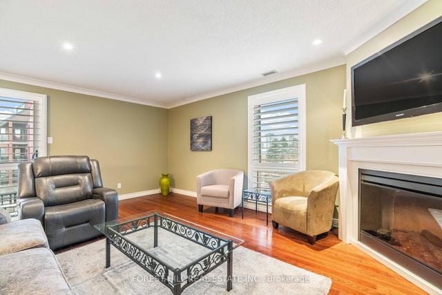 44 - 52 Blue Springs Dr, Condo with 2 bedrooms, 2 bathrooms and 1 parking in Waterloo ON | Image 3