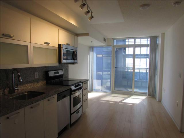 1001 - 36 Lisgar St, Condo with 1 bedrooms, 1 bathrooms and null parking in Toronto ON | Image 4
