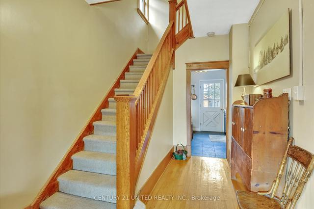 422 London St, House detached with 3 bedrooms, 1 bathrooms and 2 parking in Peterborough ON | Image 8