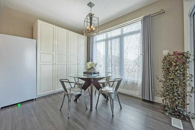 160 - 1061 Eagletrace Dr, Condo with 3 bedrooms, 4 bathrooms and 4 parking in London ON | Image 3