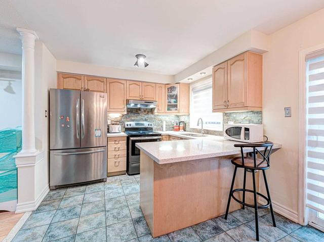 31 Native Landing Dr, House semidetached with 3 bedrooms, 4 bathrooms and 3 parking in Brampton ON | Image 17